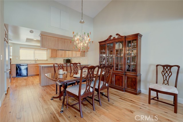 1607 Blossom Lane, Redondo Beach, California 90278, 3 Bedrooms Bedrooms, ,2 BathroomsBathrooms,Residential,Sold,Blossom,SB21041581