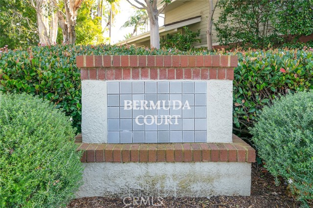 26 Bermuda Court, Manhattan Beach, California 90266, 2 Bedrooms Bedrooms, ,2 BathroomsBathrooms,Residential,Sold,Bermuda,SB21029439