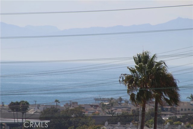 512 Irena Avenue, Redondo Beach, California 90277, 4 Bedrooms Bedrooms, ,1 BathroomBathrooms,Residential,Sold,Irena,SB20186750