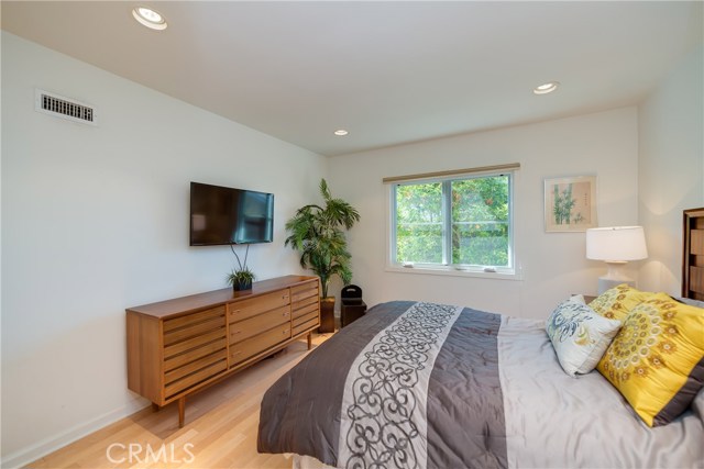 2631 Via Carrillo, Palos Verdes Estates, California 90274, 3 Bedrooms Bedrooms, ,2 BathroomsBathrooms,Residential,Sold,Via Carrillo,PV17093733