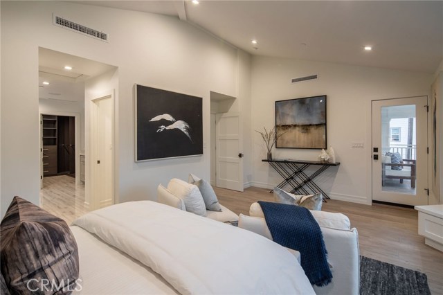 1761 11th Street, Manhattan Beach, California 90266, 5 Bedrooms Bedrooms, ,4 BathroomsBathrooms,Residential,Sold,11th,SB19152576