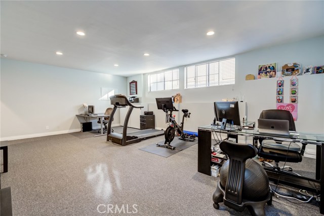 111 Guadalupe Avenue, Redondo Beach, California 90277, 4 Bedrooms Bedrooms, ,3 BathroomsBathrooms,Residential,Sold,Guadalupe,SB20243736