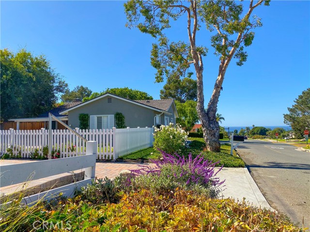 Photo of 800 Paseo Lunado, Palos Verdes Estates, CA 90274