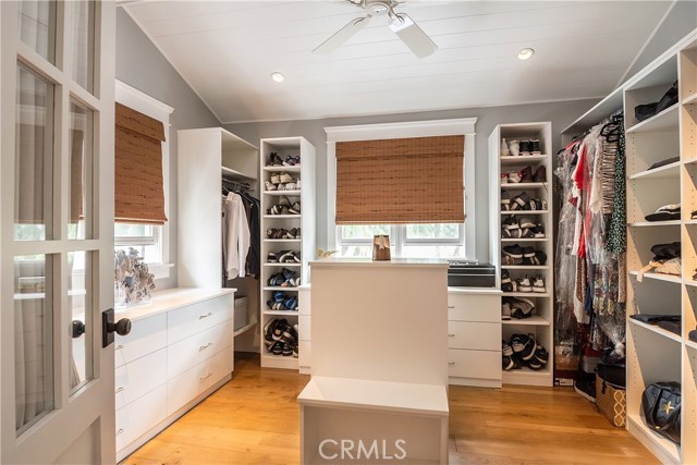 724 29th Street, Manhattan Beach, California 90266, 4 Bedrooms Bedrooms, ,3 BathroomsBathrooms,Residential,Sold,29th,SB19279046