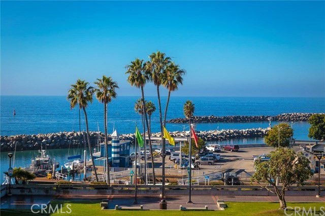 231 Helberta Avenue, Redondo Beach, California 90277, 4 Bedrooms Bedrooms, ,2 BathroomsBathrooms,Residential,Sold,Helberta,SB19006970