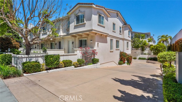 630 Meyer Lane, Redondo Beach, California 90278, 3 Bedrooms Bedrooms, ,3 BathroomsBathrooms,Residential,Sold,Meyer,PV20085973