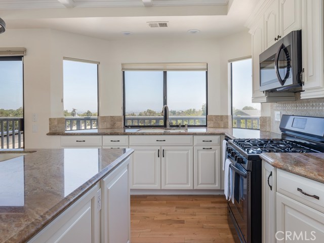 24 Harbor Sight Drive, Rolling Hills Estates, California 90274, 4 Bedrooms Bedrooms, ,4 BathroomsBathrooms,Residential,Sold,Harbor Sight,PV20138736