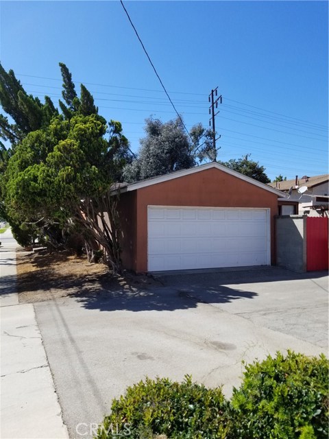 Full street to alley lot.  Two car garage at rear of property.