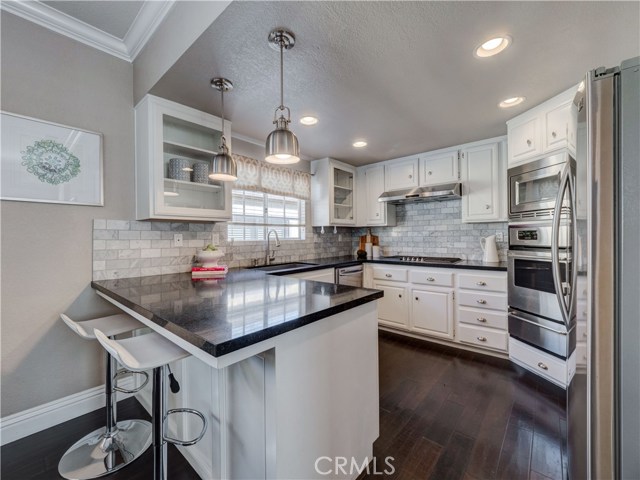 1732 Wollacott Street, Redondo Beach, California 90278, 3 Bedrooms Bedrooms, ,2 BathroomsBathrooms,Residential,Sold,Wollacott,SB18221117