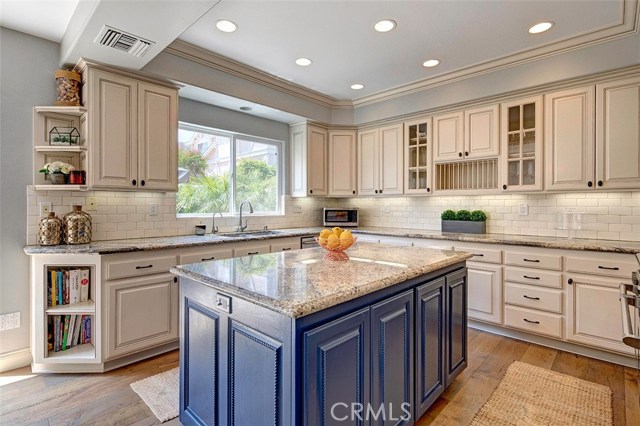 1930 Graham Avenue, Redondo Beach, California 90278, 4 Bedrooms Bedrooms, ,2 BathroomsBathrooms,Residential,Sold,Graham,SB18127117