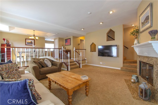 121 Lucia Avenue, Redondo Beach, California 90277, 3 Bedrooms Bedrooms, ,1 BathroomBathrooms,Residential,Sold,Lucia,PW17223487