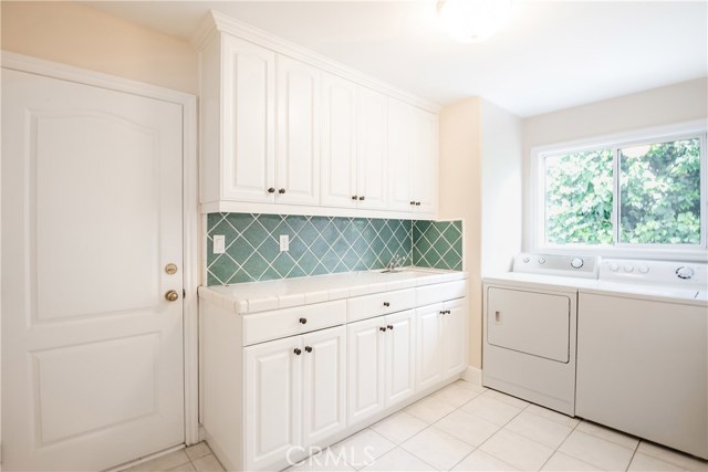 1420 Pine Avenue, Manhattan Beach, California 90266, 4 Bedrooms Bedrooms, ,2 BathroomsBathrooms,Residential,Sold,Pine,SB20094323