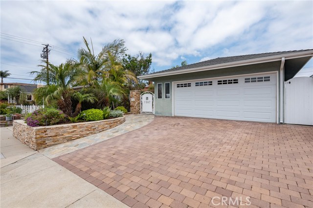 1507 23rd Street, Manhattan Beach, California 90266, 3 Bedrooms Bedrooms, ,2 BathroomsBathrooms,Residential,Sold,23rd,SB19104424