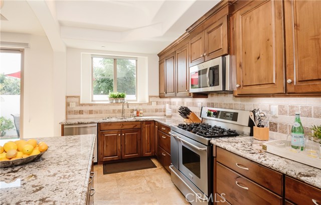 2104 Warfield Avenue, Redondo Beach, California 90278, 5 Bedrooms Bedrooms, ,2 BathroomsBathrooms,Residential,Sold,Warfield,SB20202226