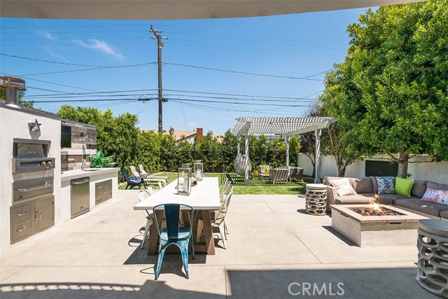 727 Avenue A, Redondo Beach, California 90277, 4 Bedrooms Bedrooms, ,3 BathroomsBathrooms,Residential,Sold,Avenue A,SB20144641