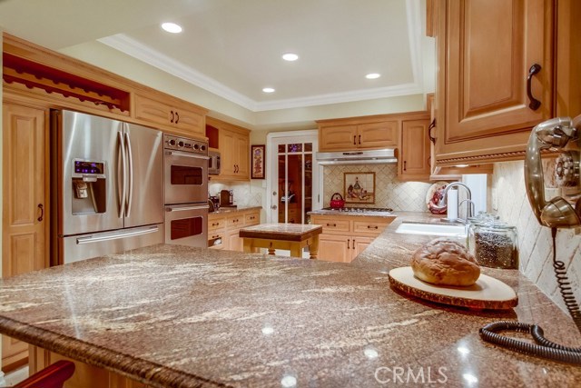 2038 Redondela Drive, Rancho Palos Verdes, California 90275, 4 Bedrooms Bedrooms, ,3 BathroomsBathrooms,Residential,Sold,Redondela,SB17170227
