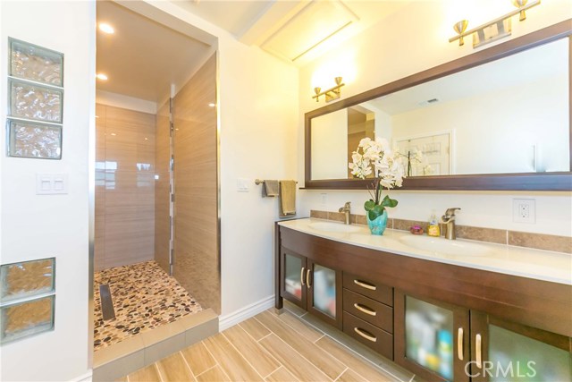 29505 Enrose Avenue, Rancho Palos Verdes, California 90275, 4 Bedrooms Bedrooms, ,1 BathroomBathrooms,Residential,Sold,Enrose,AR17207049