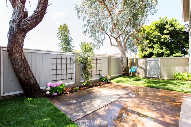 2706 Carnegie Lane, Redondo Beach, California 90278, 3 Bedrooms Bedrooms, ,2 BathroomsBathrooms,Residential,Sold,Carnegie,SB18145376