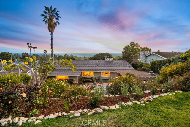 2432 Via Amador, Palos Verdes Estates, California 90274, 3 Bedrooms Bedrooms, ,2 BathroomsBathrooms,Residential,Sold,Via Amador,PV21076831