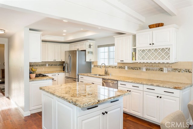 1537 Stanford Avenue, Redondo Beach, California 90278, 3 Bedrooms Bedrooms, ,2 BathroomsBathrooms,Residential,Sold,Stanford,SB19259767