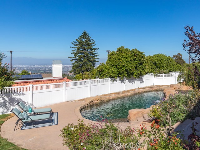 3 Surrey Lane, Rancho Palos Verdes, California 90275, 4 Bedrooms Bedrooms, ,2 BathroomsBathrooms,Residential,Sold,Surrey,PV20161658