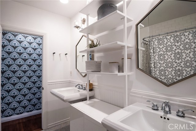 330 28th Street, Hermosa Beach, California 90254, 3 Bedrooms Bedrooms, ,2 BathroomsBathrooms,Residential,Sold,28th,SB19223758