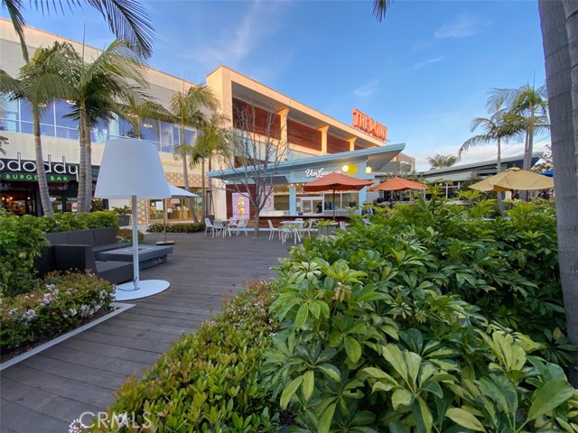 200 Gull Street, Manhattan Beach, California 90266, 3 Bedrooms Bedrooms, ,1 BathroomBathrooms,Residential,Sold,Gull,OC21063409