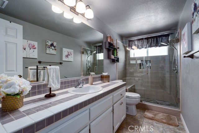 202 Helberta Avenue, Redondo Beach, California 90277, 3 Bedrooms Bedrooms, ,2 BathroomsBathrooms,Residential,Sold,Helberta,SB20063398