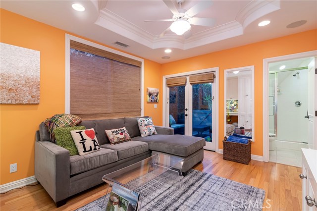 591 26th Street, Manhattan Beach, California 90266, 5 Bedrooms Bedrooms, ,3 BathroomsBathrooms,Residential,Sold,26th,SB20016048