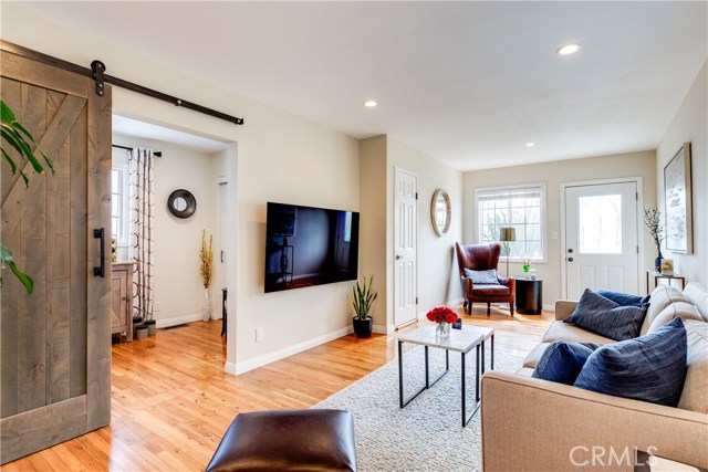 1201 20th Place, Hermosa Beach, California 90254, 2 Bedrooms Bedrooms, ,1 BathroomBathrooms,Residential,Sold,20th,SB20009465