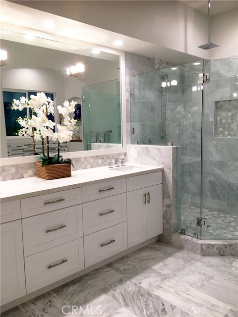 2417 Graham Avenue, Redondo Beach, California 90278, 5 Bedrooms Bedrooms, ,4 BathroomsBathrooms,Residential,Sold,Graham,SB18142086