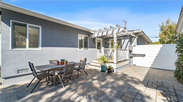 1906 Nelson Avenue, Redondo Beach, California 90278, 3 Bedrooms Bedrooms, ,2 BathroomsBathrooms,Residential,Sold,Nelson,SB21009016