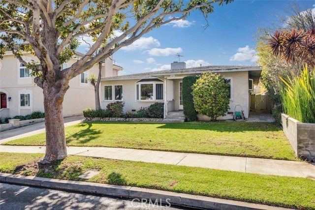 1311 Irena Avenue, Redondo Beach, California 90277, 4 Bedrooms Bedrooms, ,1 BathroomBathrooms,Residential,Sold,Irena,PV18029406