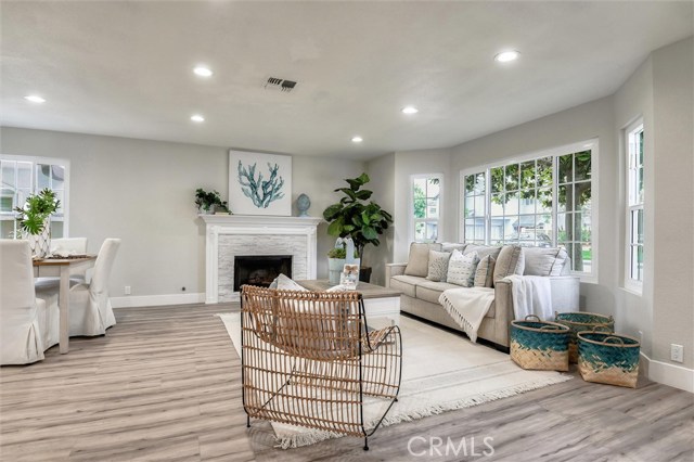 2109 Curtis Avenue, Redondo Beach, California 90278, 3 Bedrooms Bedrooms, ,2 BathroomsBathrooms,Residential,Sold,Curtis,SB20131731