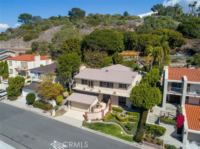 2316 Via Carrillo, Palos Verdes Estates, California 90274, 4 Bedrooms Bedrooms, ,3 BathroomsBathrooms,Residential,Sold,Via Carrillo,PV18043994