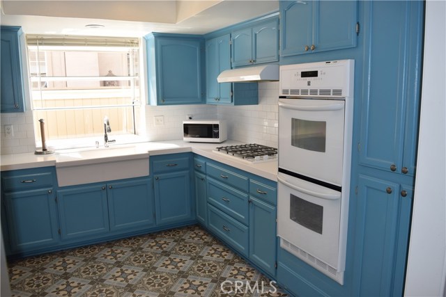 1919 Curtis Avenue, Redondo Beach, California 90278, 4 Bedrooms Bedrooms, ,2 BathroomsBathrooms,Residential,Sold,Curtis,SB18086373