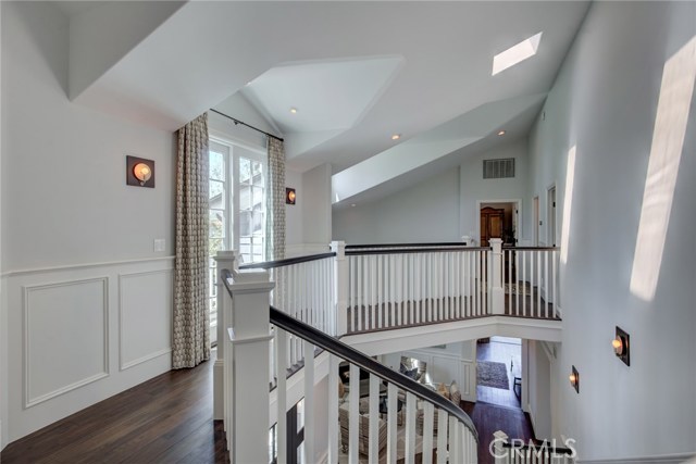 2301 Laurel Avenue, Manhattan Beach, California 90266, 5 Bedrooms Bedrooms, ,4 BathroomsBathrooms,Residential,Sold,Laurel,SB20111754