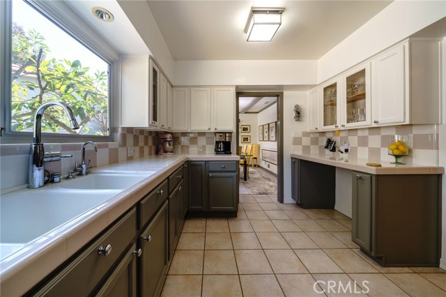 2220 Via Alamitos, Palos Verdes Estates, California 90274, 4 Bedrooms Bedrooms, ,2 BathroomsBathrooms,Residential,Sold,Via Alamitos,PV20033248
