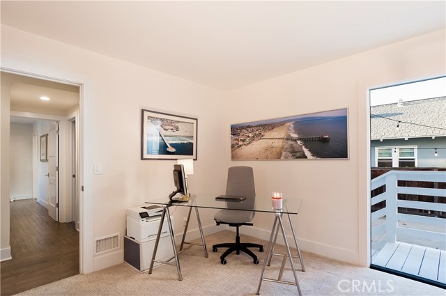 201 24th Street, Hermosa Beach, California 90254, 3 Bedrooms Bedrooms, ,2 BathroomsBathrooms,Residential,Sold,24th,SB17267233