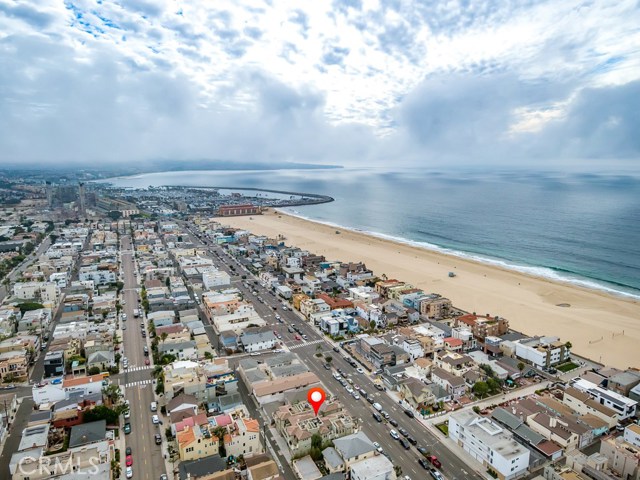 648 Hermosa Avenue, Hermosa Beach, California 90254, 3 Bedrooms Bedrooms, ,3 BathroomsBathrooms,Residential,Sold,Hermosa,SB19268751