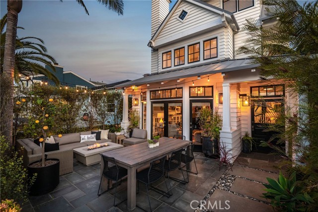524 4th Street, Manhattan Beach, California 90266, 4 Bedrooms Bedrooms, ,2 BathroomsBathrooms,Residential,Sold,4th,SB21061545
