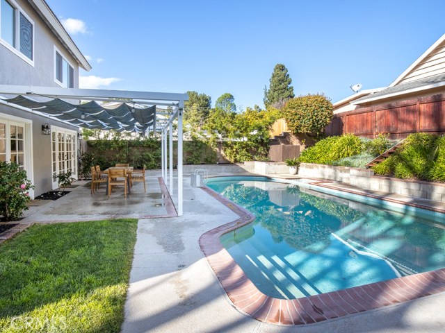 2105 Redondela Drive, Rancho Palos Verdes, California 90275, 4 Bedrooms Bedrooms, ,3 BathroomsBathrooms,Residential,Sold,Redondela,SB20024119