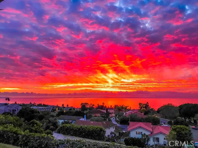 29335 Stadia Hill Lane, Rancho Palos Verdes, California 90275, 4 Bedrooms Bedrooms, ,3 BathroomsBathrooms,Residential,Sold,Stadia Hill,PW20069326