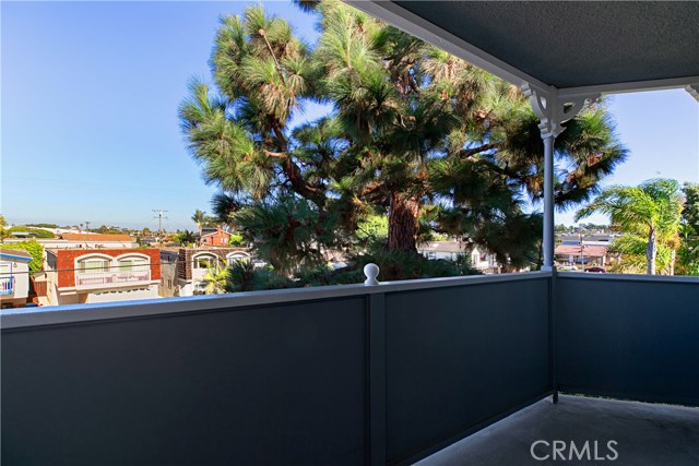 2411 Prospect Avenue, Hermosa Beach, California 90254, 3 Bedrooms Bedrooms, ,1 BathroomBathrooms,Residential,Sold,Prospect,OC18229194