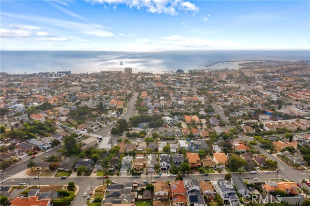 519 Juanita Avenue, Redondo Beach, California 90277, 5 Bedrooms Bedrooms, ,2 BathroomsBathrooms,Residential,Sold,Juanita,SB21138287
