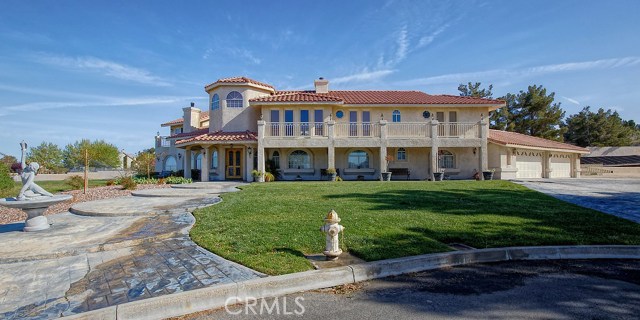 13790 Chateau Court,Apple Valley,CA 92307, USA
