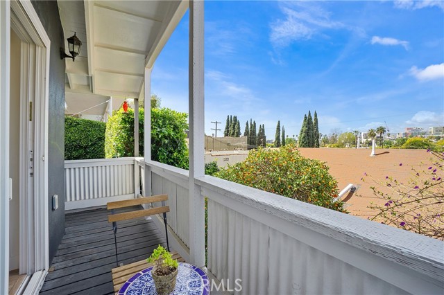 2 Bed Home for Sale in Silver Lake, California
