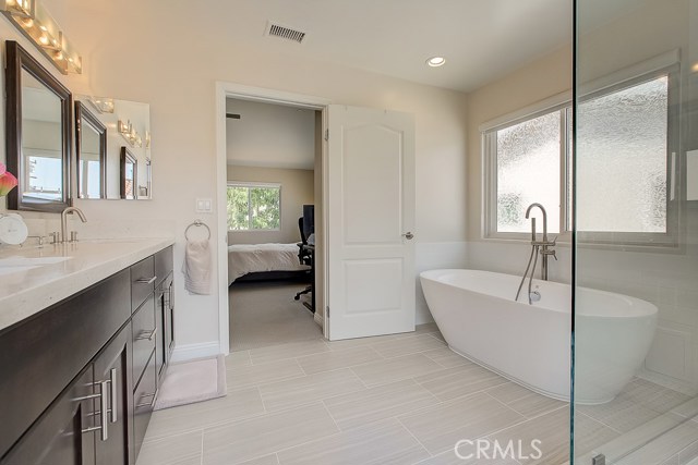 2407 Harriman Lane, Redondo Beach, California 90278, 4 Bedrooms Bedrooms, ,2 BathroomsBathrooms,Residential,Sold,Harriman,SB20169049