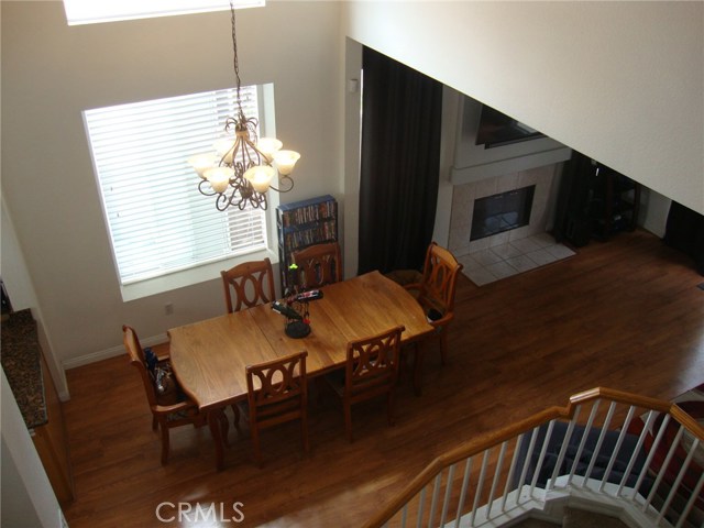 DINING ROOM!