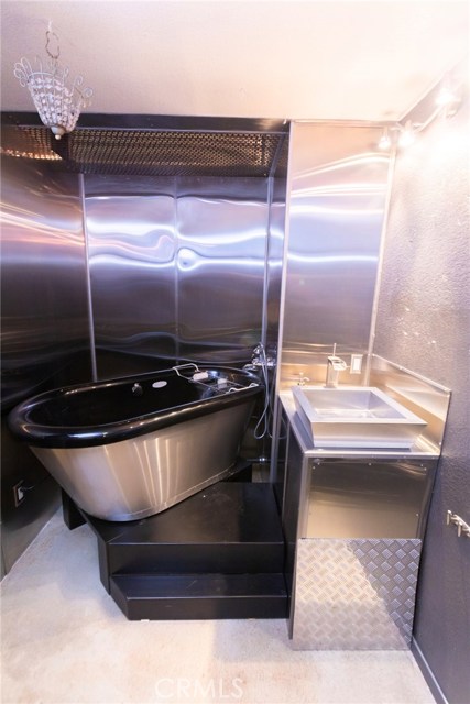 Main, 92701, ,For Sale,Main,PW20195641